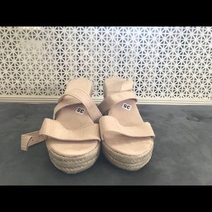 Espadrilles